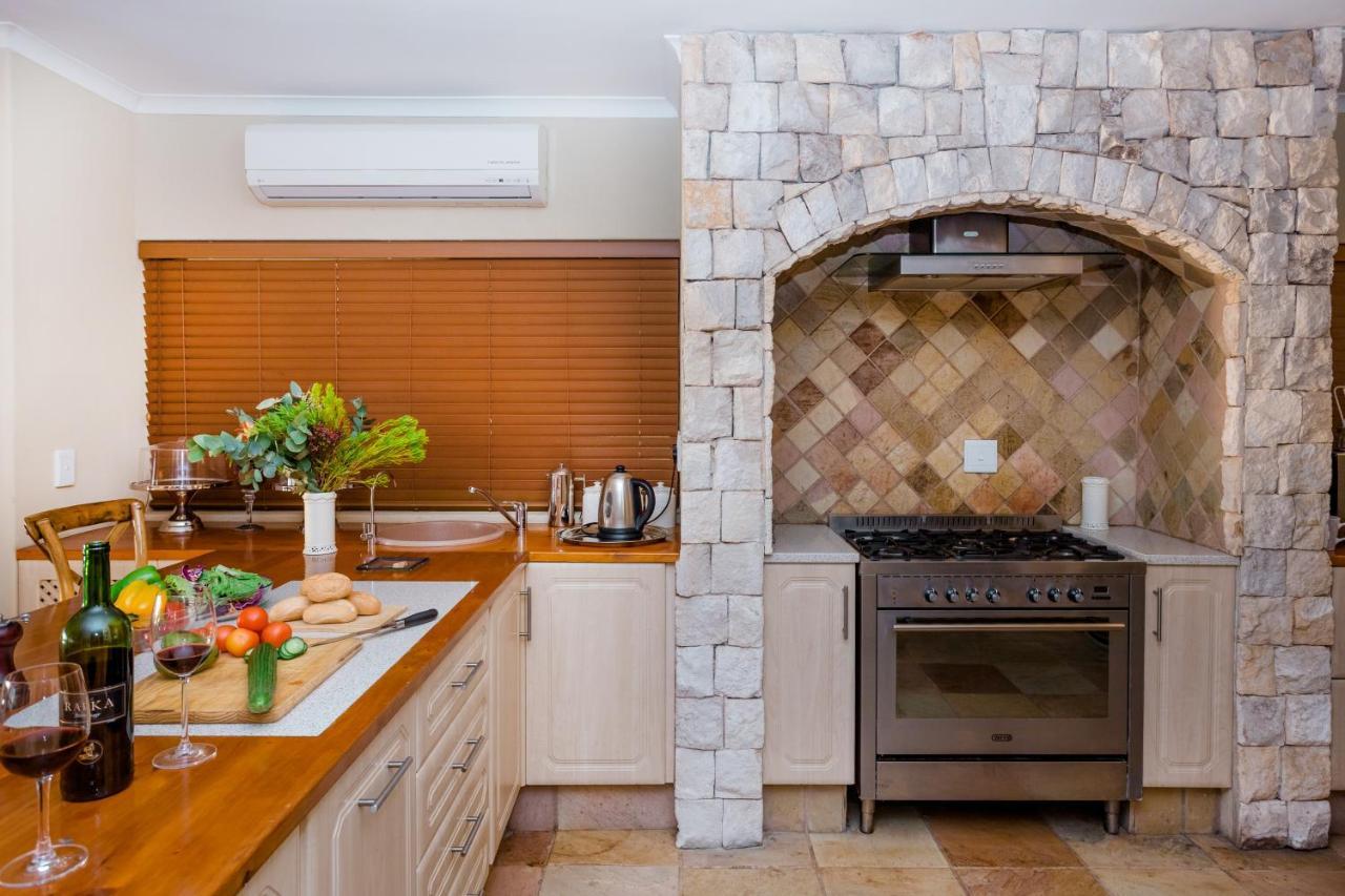 Апартаменти Whale Waters Self Catering Gansbaai Де Келдерс Екстер'єр фото